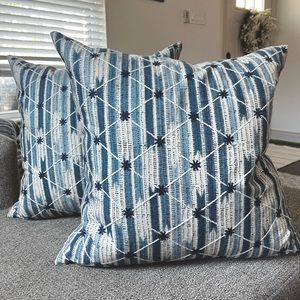 Boho Decorative Pillow Set 20” Blue and White